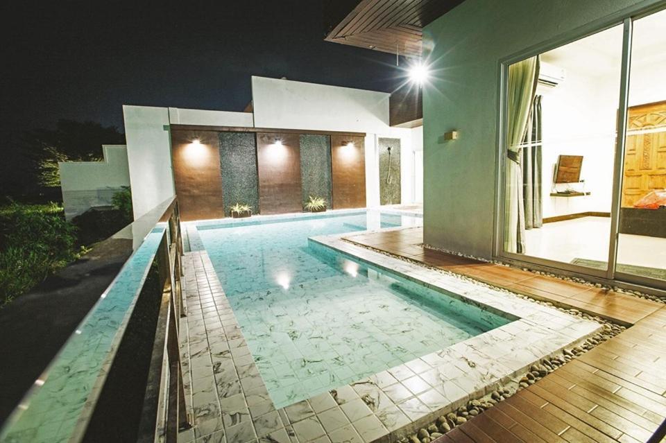 The Vista Pool Villa Kanchanaburi Exteriér fotografie